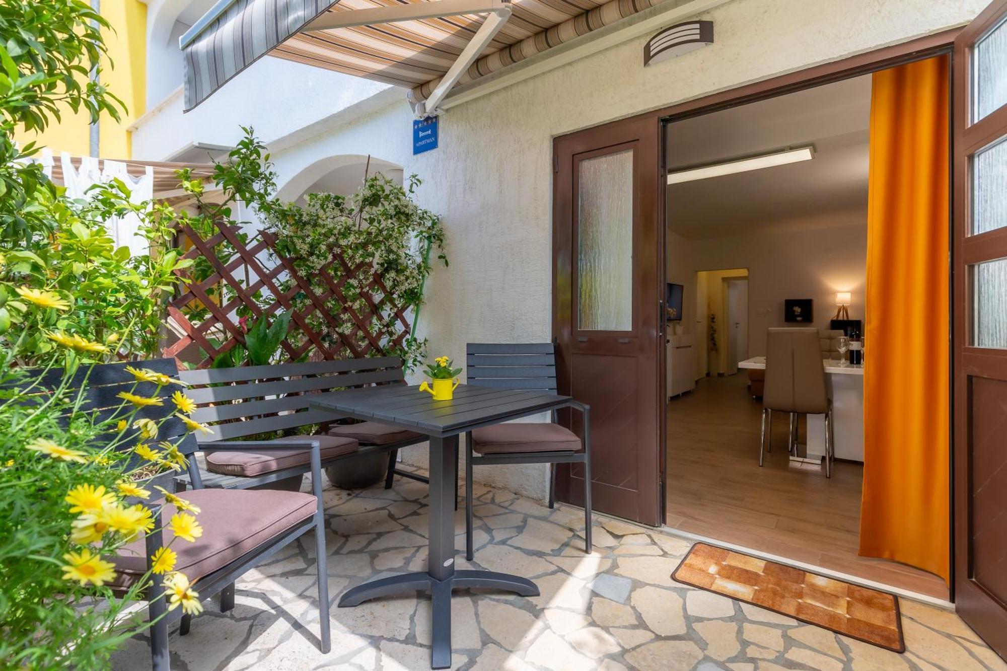 Apartment Vita Пореч Экстерьер фото